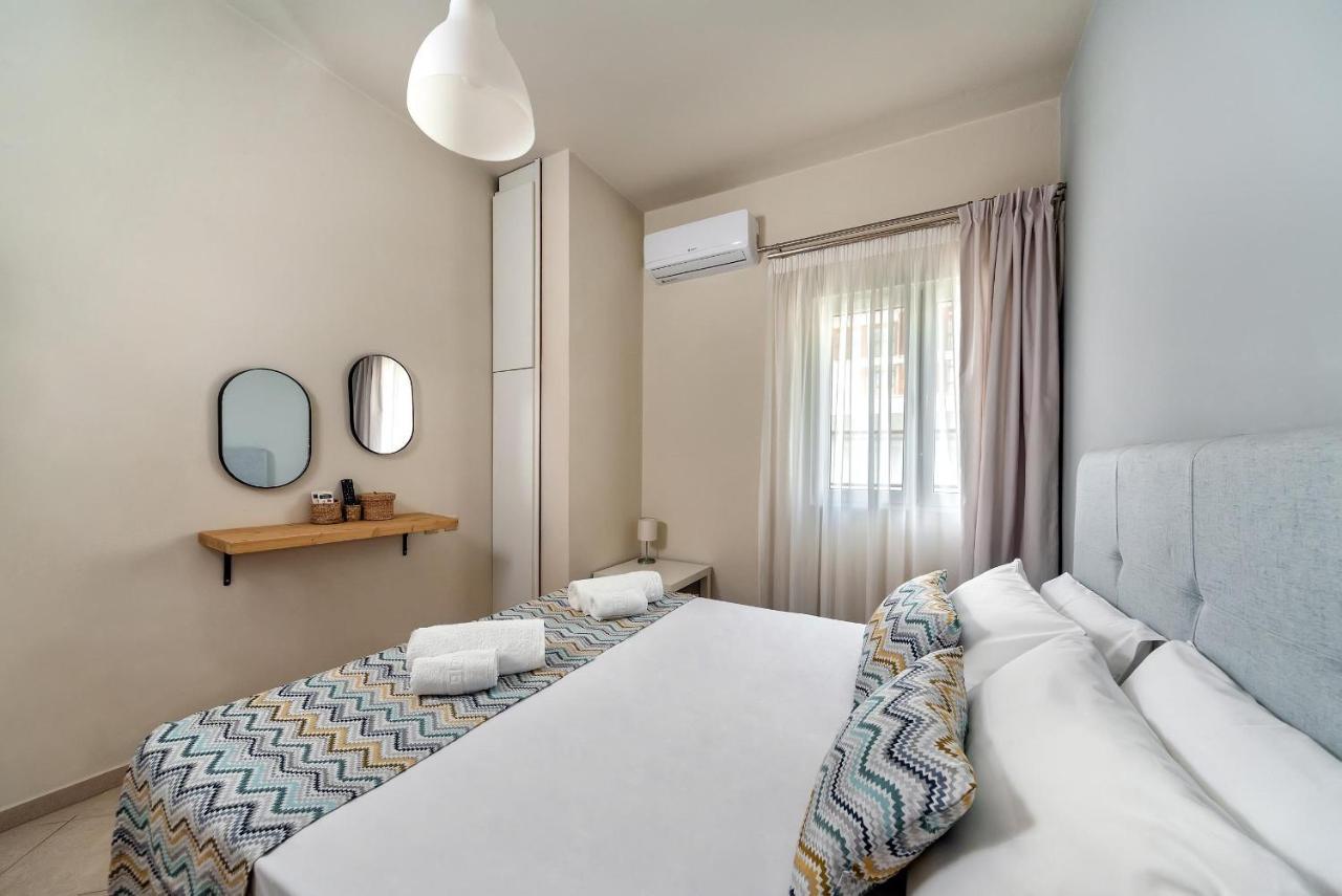 Suncity Apartments Heraklion  Bagian luar foto
